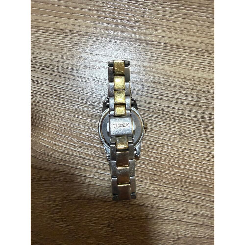 Vintage Gold and Silver Vintage Timex Timepiece - Picture 4 of 7